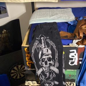 Waimea skinny jeans, skull designs etc. 32x32